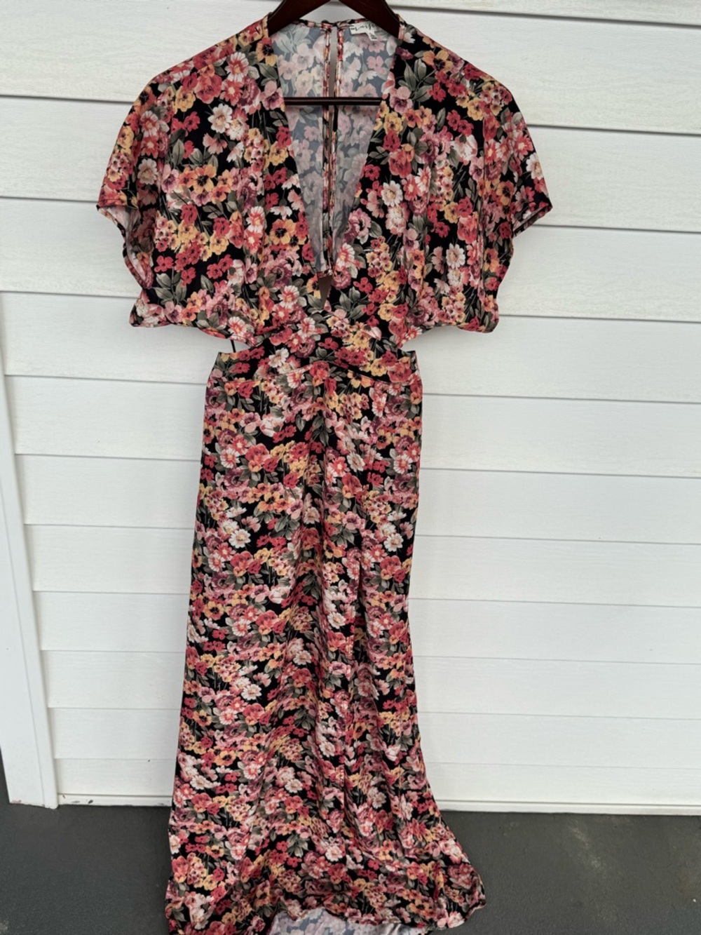 NWT Floral V-Neck Maxi Dress in Black with Pink & Cream Blooms